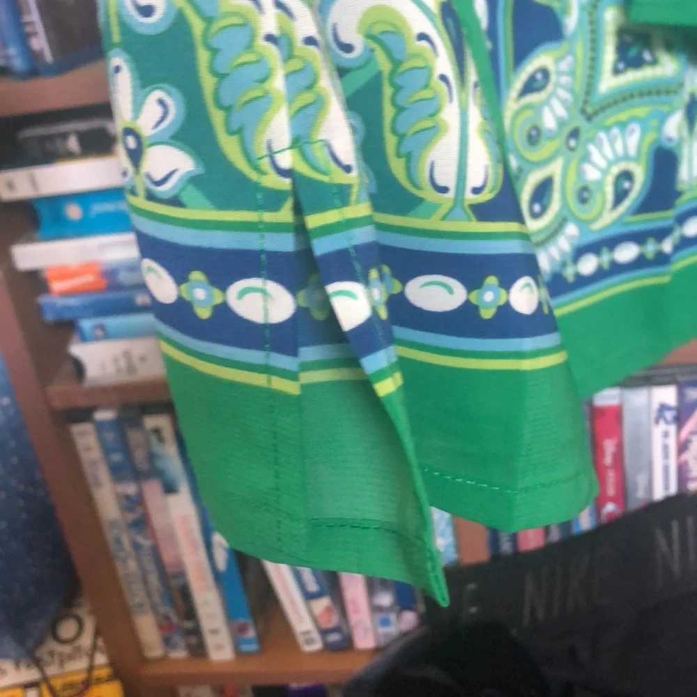 Bob Mackie Wearable Art Green & Blue Print Blouse Sz M - Picture 9 of 9